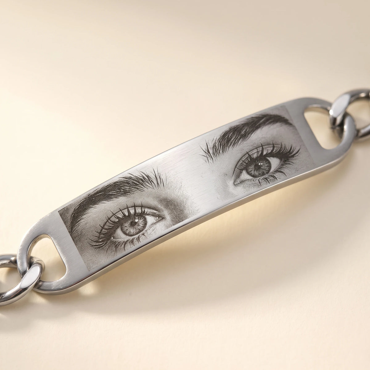 Pulsera Ojo Eterno | Joyería Personalizable